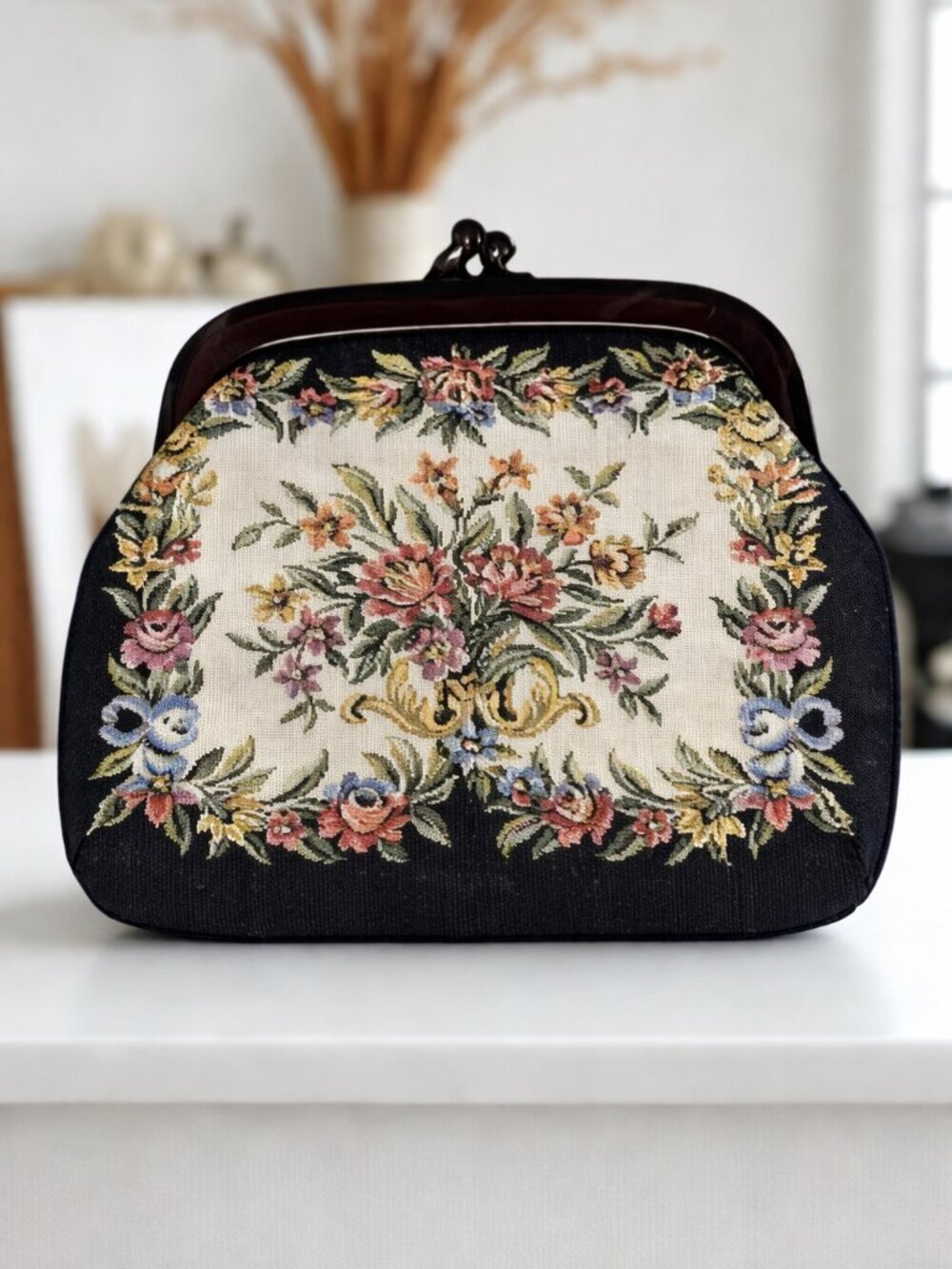 VINTAGE Floral Tapestry Clutch Bag Brown Lucite Frame Kiss Lock MCM Hong Kong